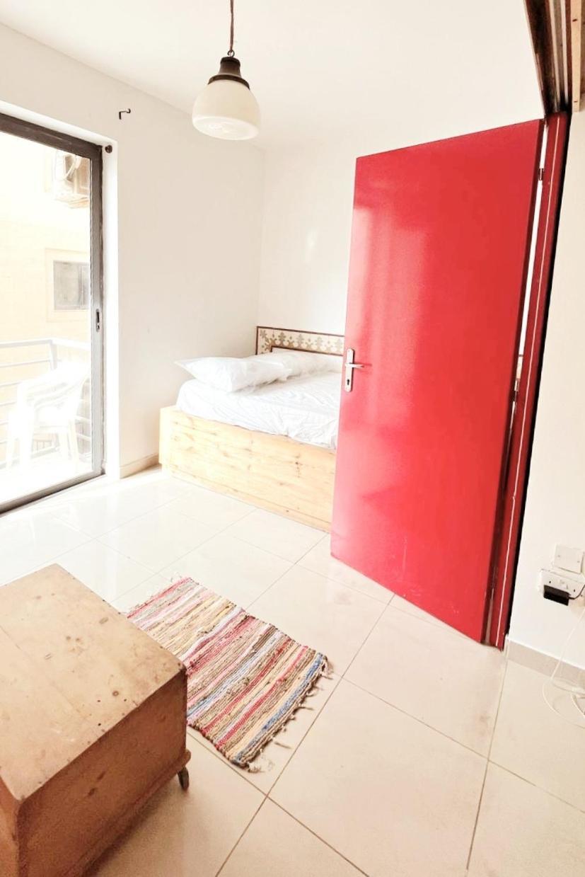 Excellent Location Bright Tigne * Sliema